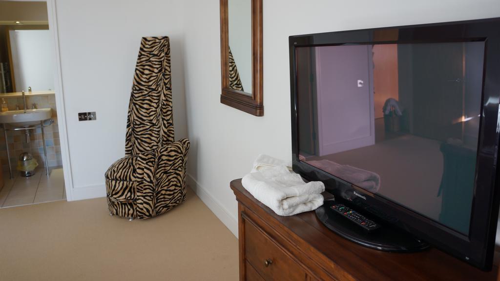 Apartment 306 By The Bridge Inverness Ngoại thất bức ảnh